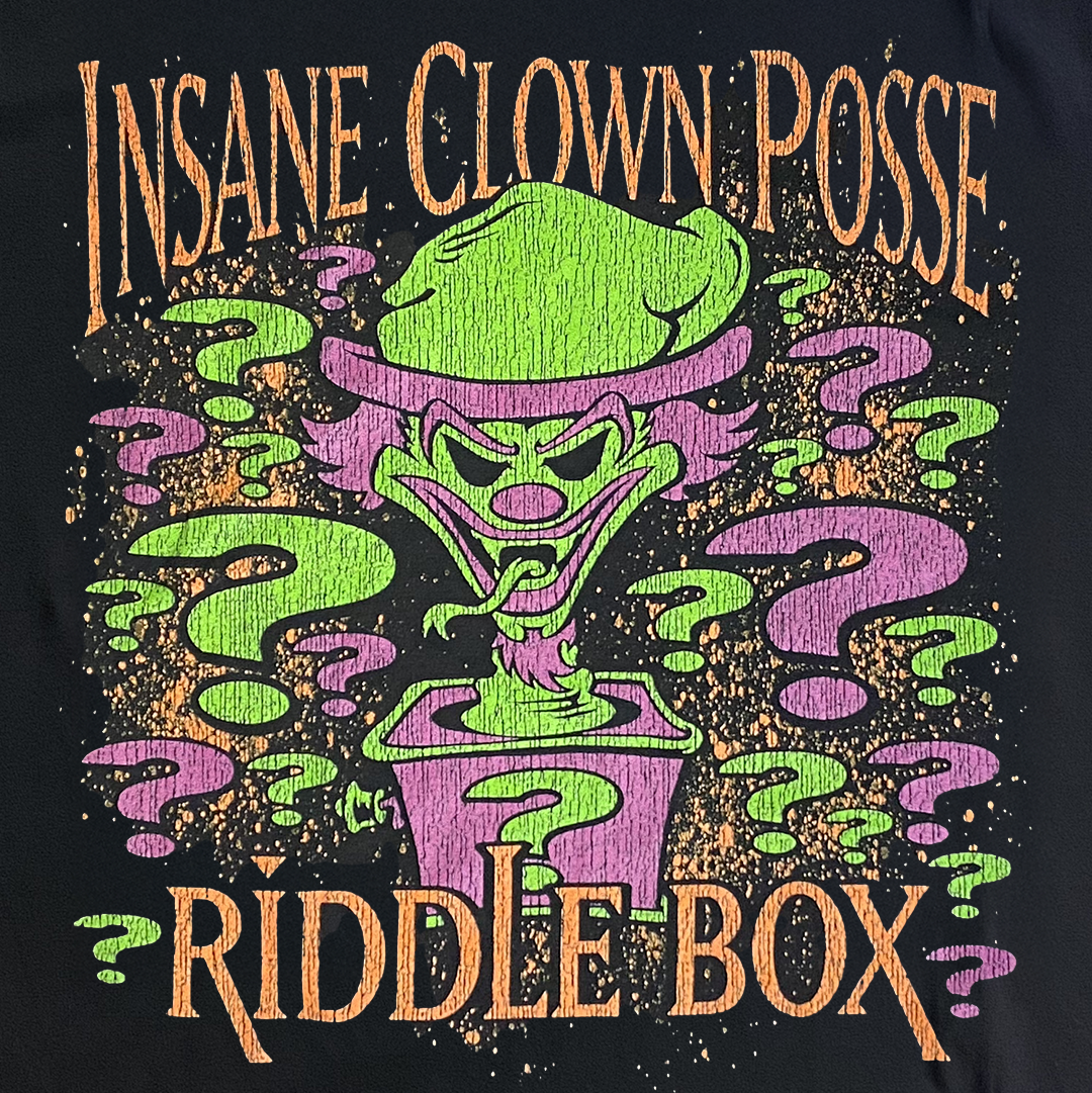 "Riddle Me Box" T-Shirt